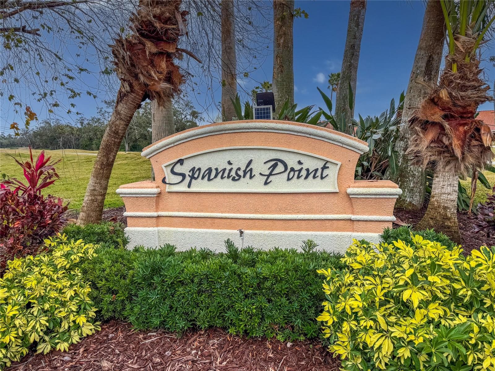5715 Spanish Point CT photo 4