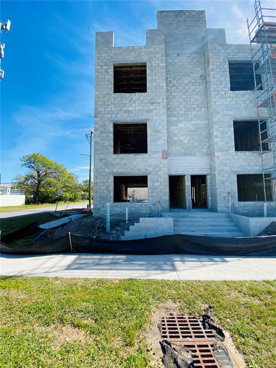 4723 W Price Ave #2 photo 2