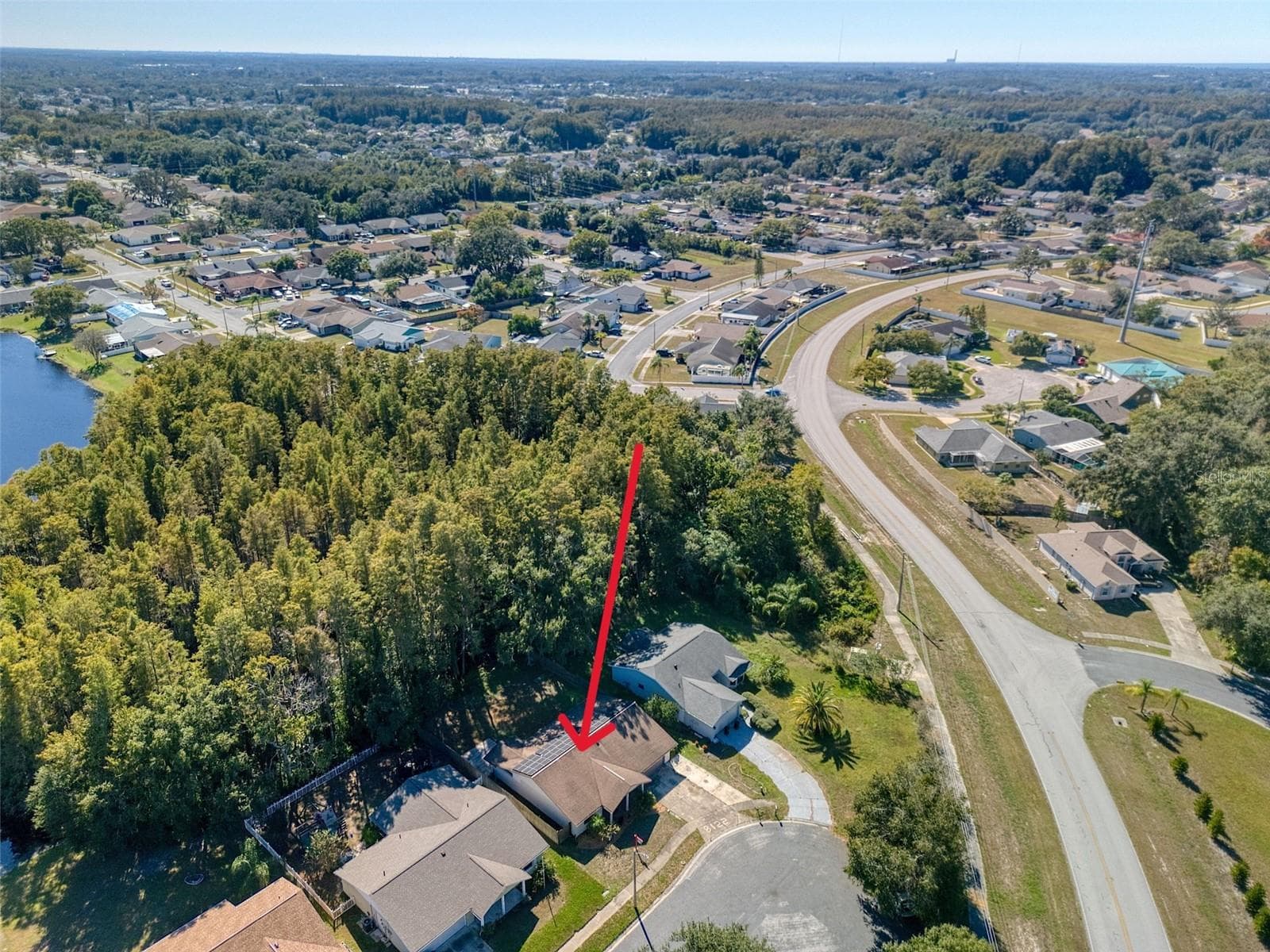 8122 Matthew Dr photo 2
