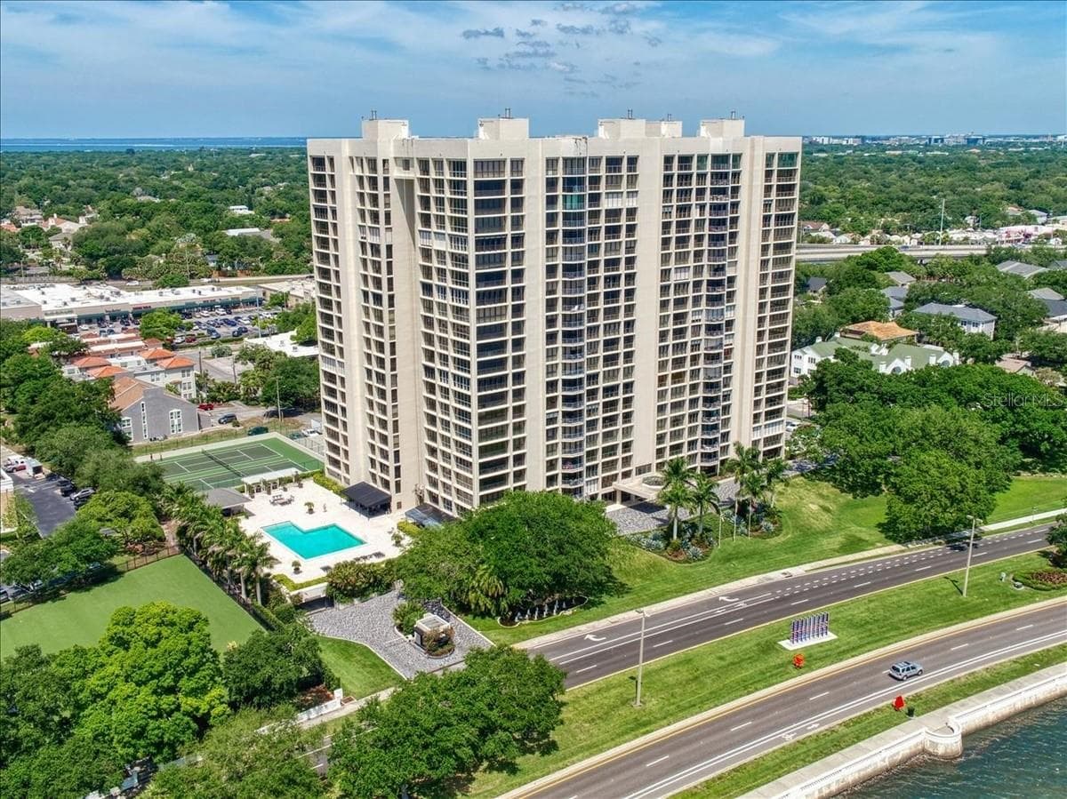 3301 Bayshore Blvd #1904D photo 2