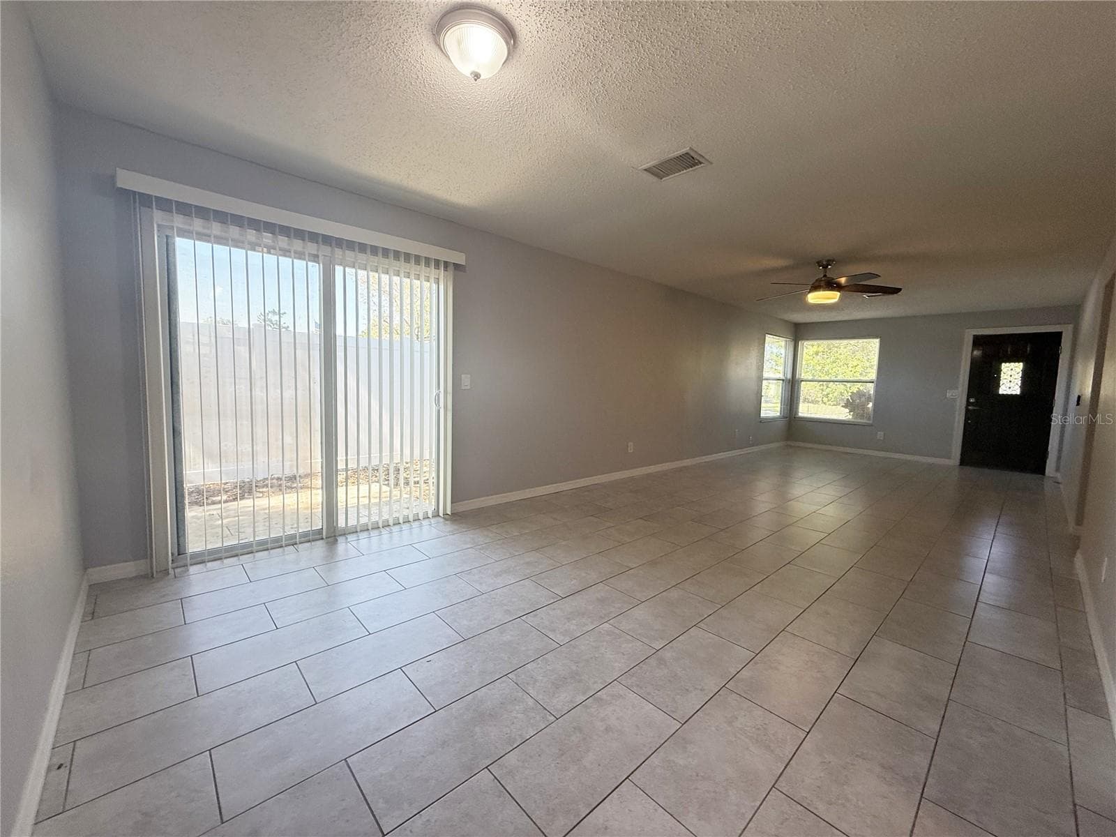 1348 Friend Ave photo 4