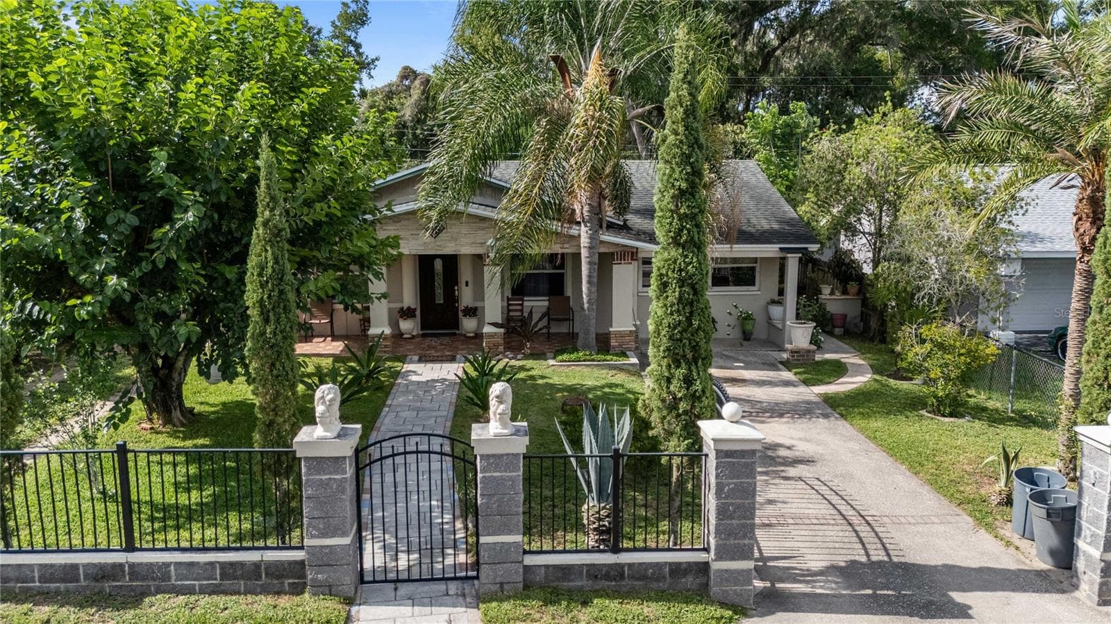 37253 Safari Dr photo 2