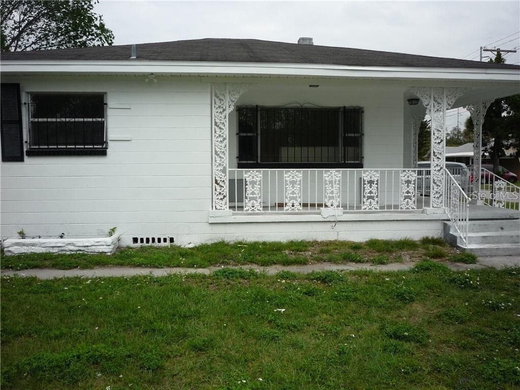 2414 E 8th Ave photo 3