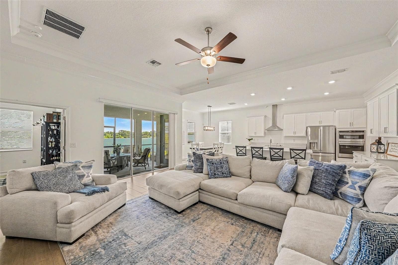 12840 Bergstrom Bay Dr photo 2