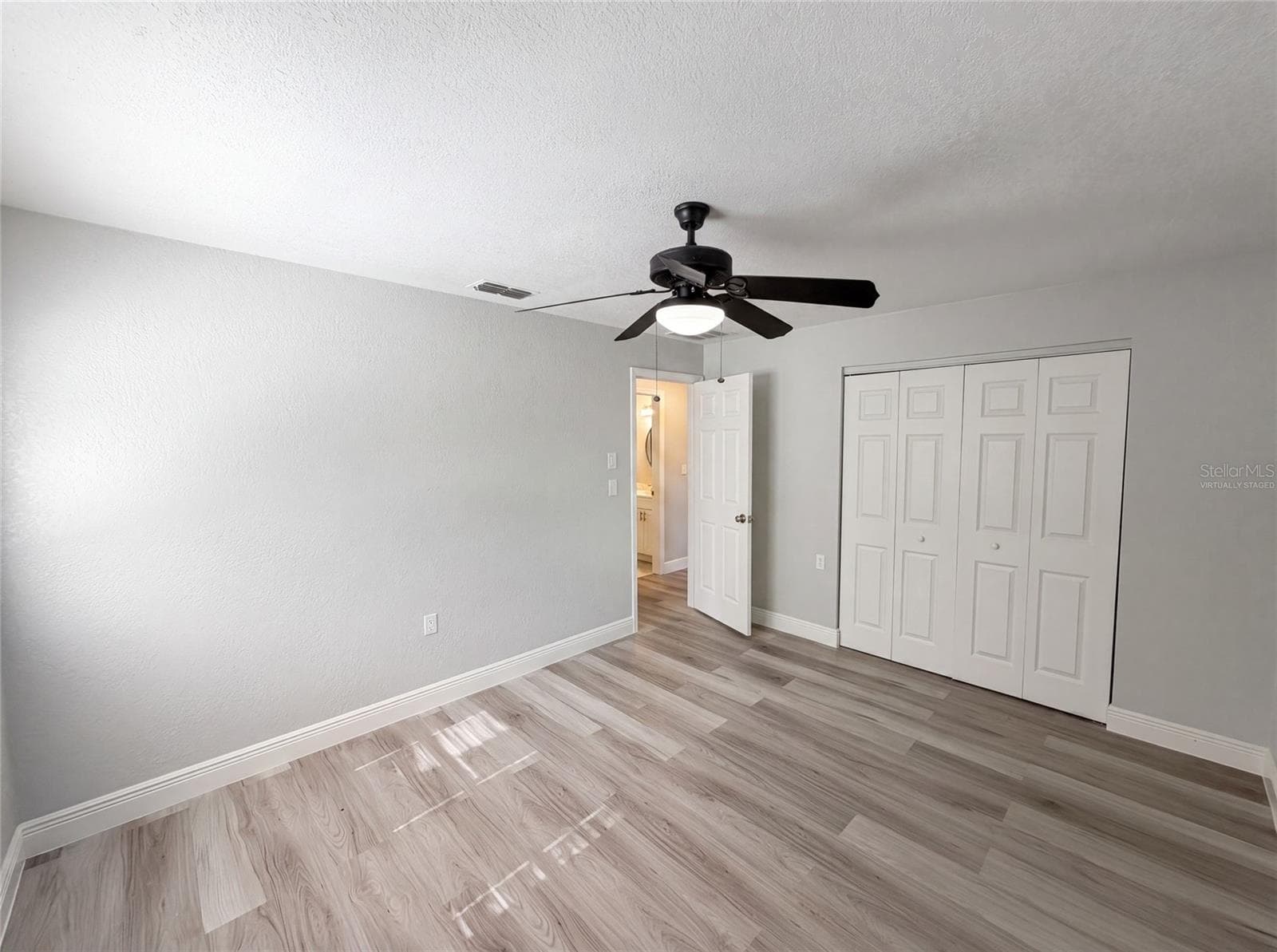 7428 Mako Dr photo 4