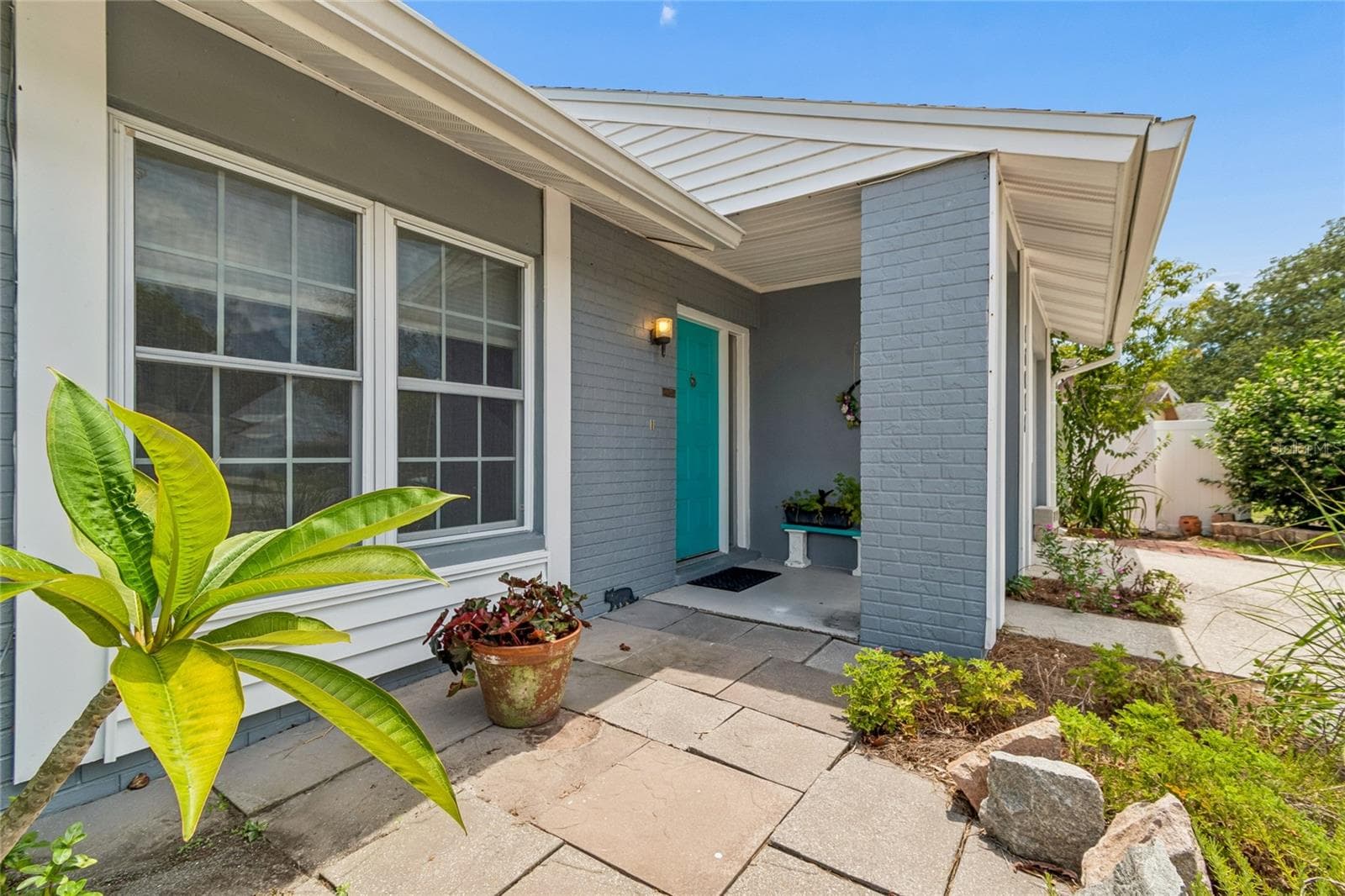 16018 Saddlestring Dr photo 3