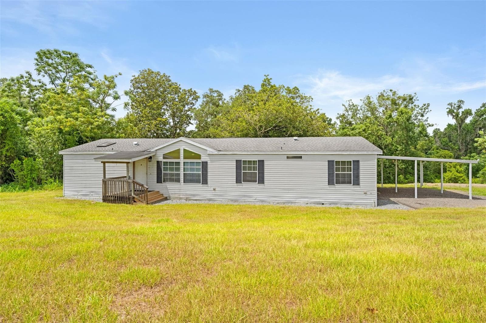 33320 Larkin Rd photo 2