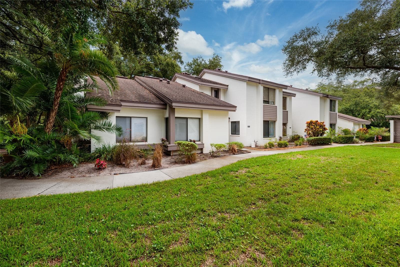 1750 Lake Cypress Dr #1002 photo 4