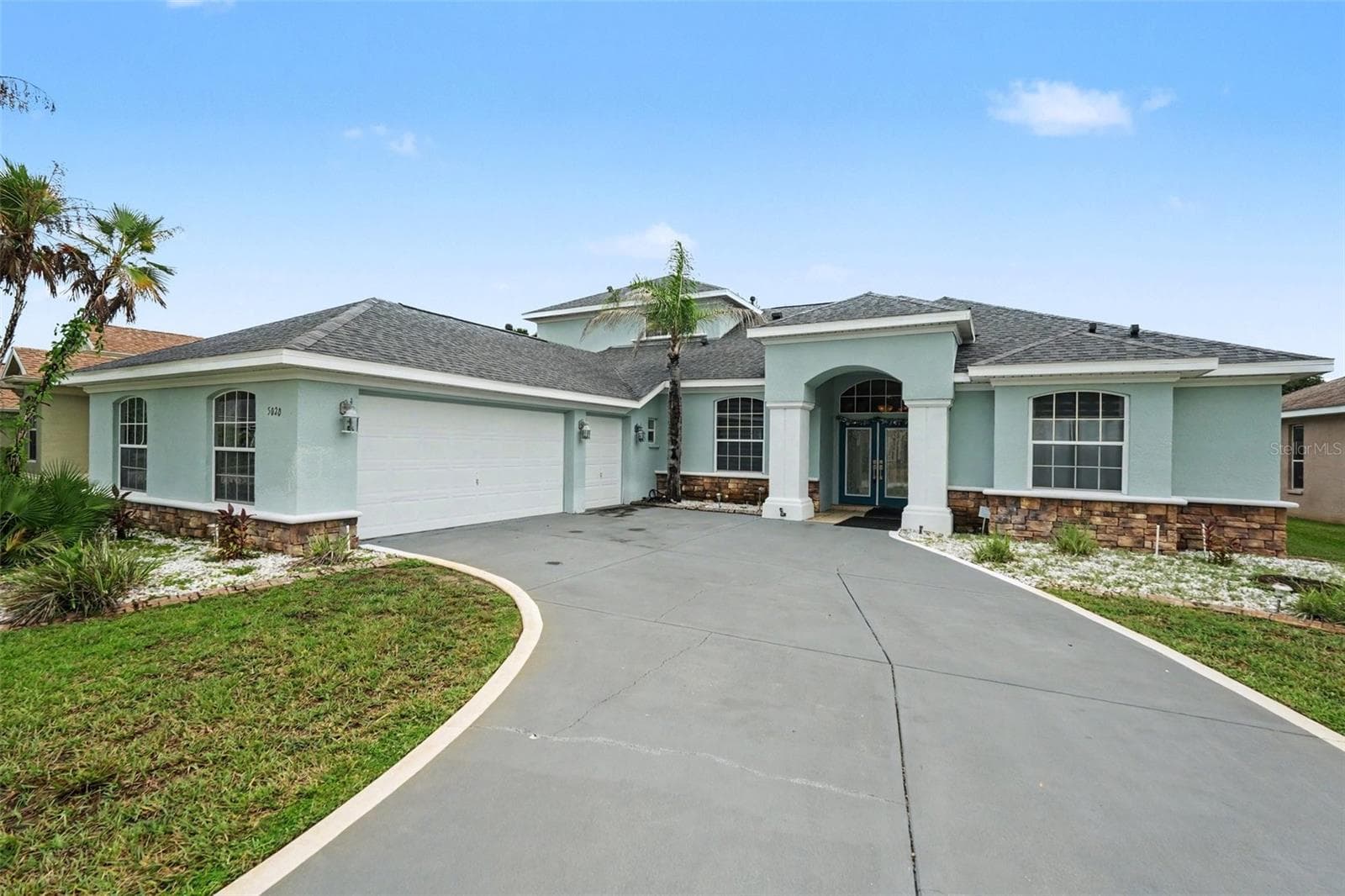 5020 Gevalia Dr photo 3