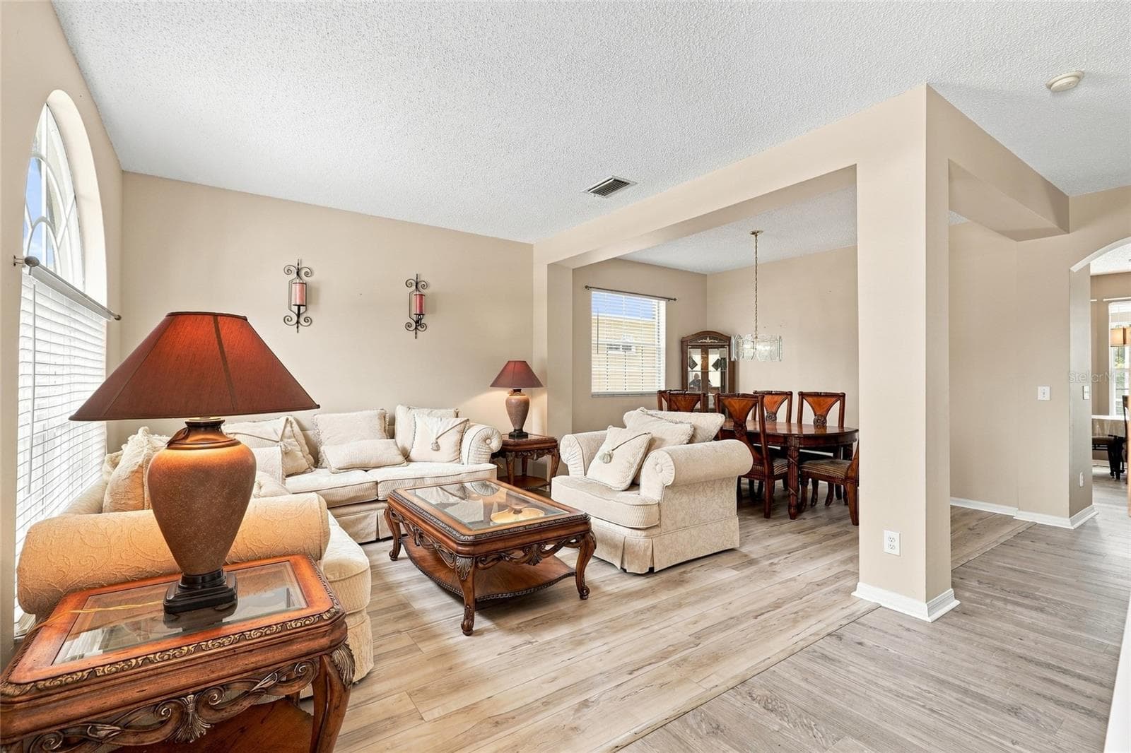 10526 Beneva Dr photo 3