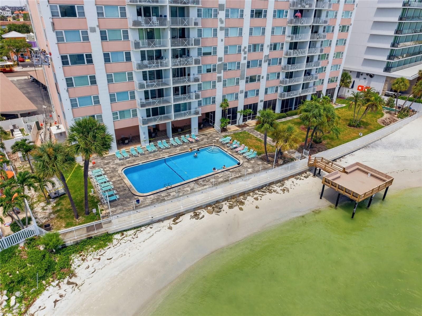 675 S Gulfview Blvd #206