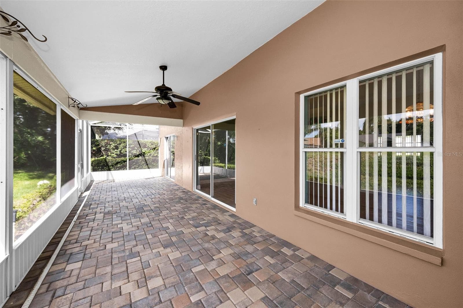 8919 Keats Dr photo 2