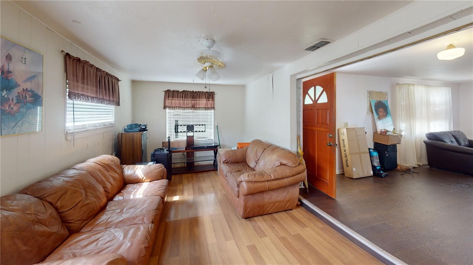 1721 W North B St photo 5