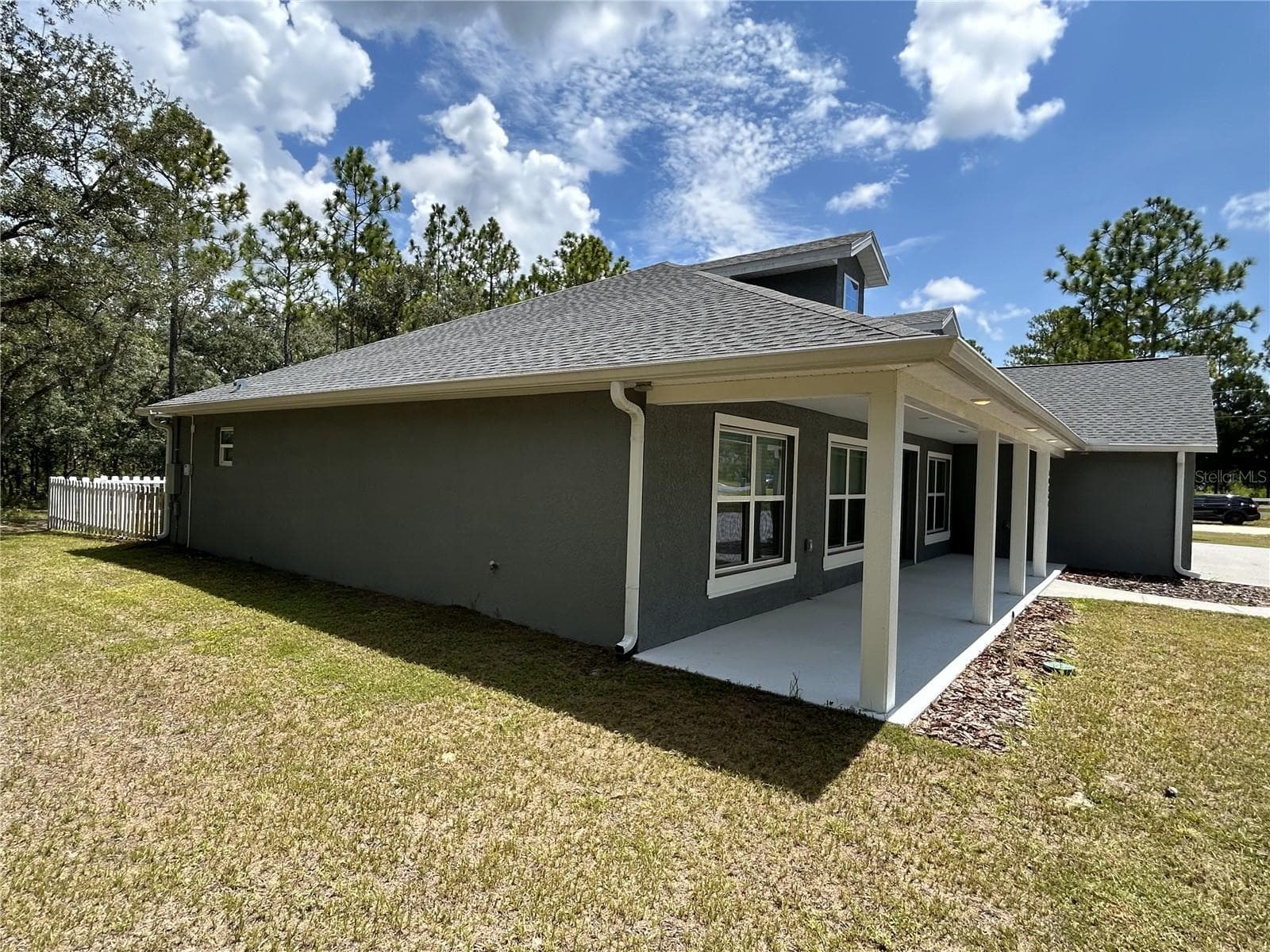 10361 Thrasher Ave photo 3