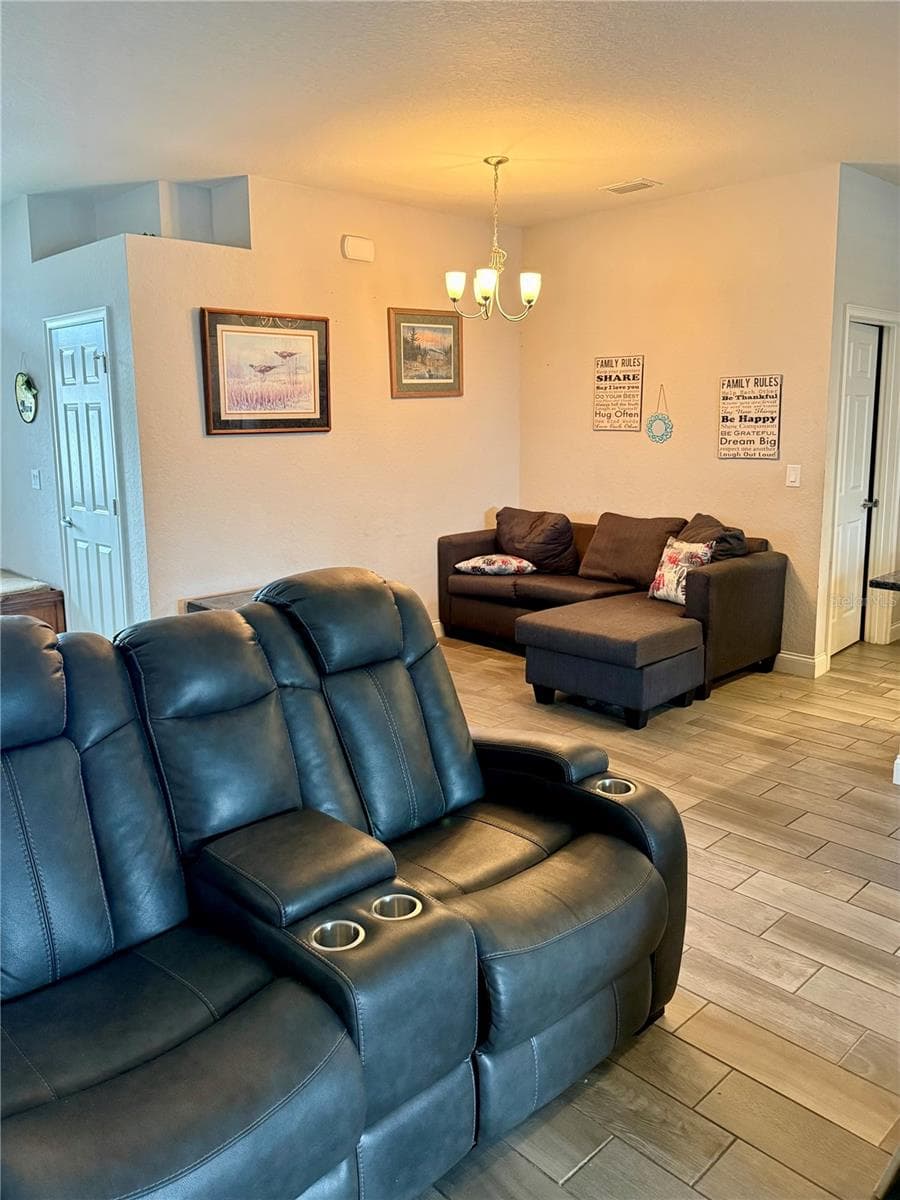 3339 Pearly Dr photo 5