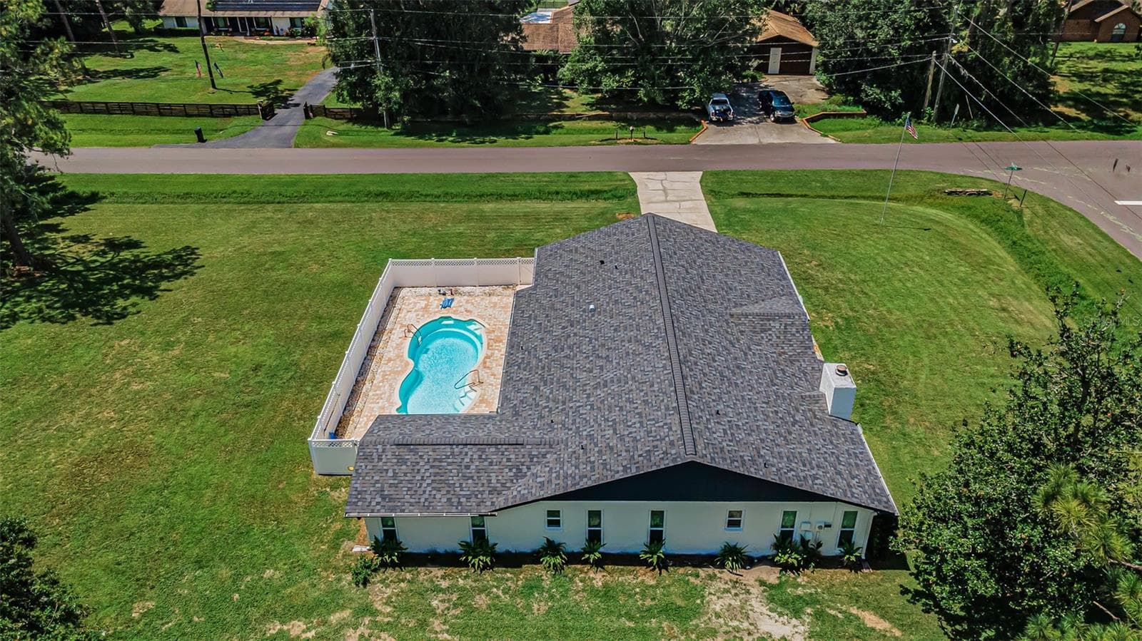 7812 Windward Way photo 5
