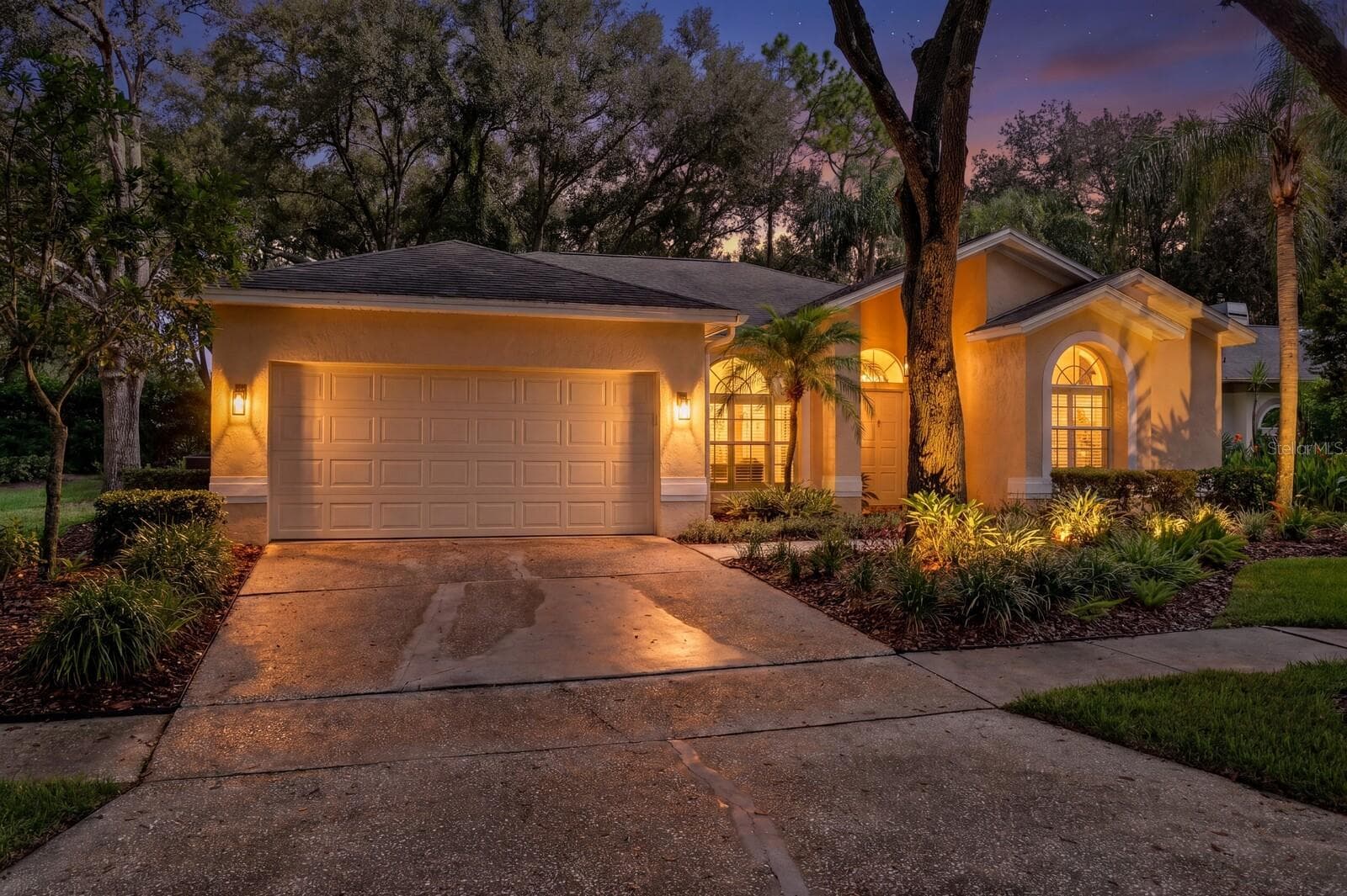 9302 Knightsbridge CT photo 3