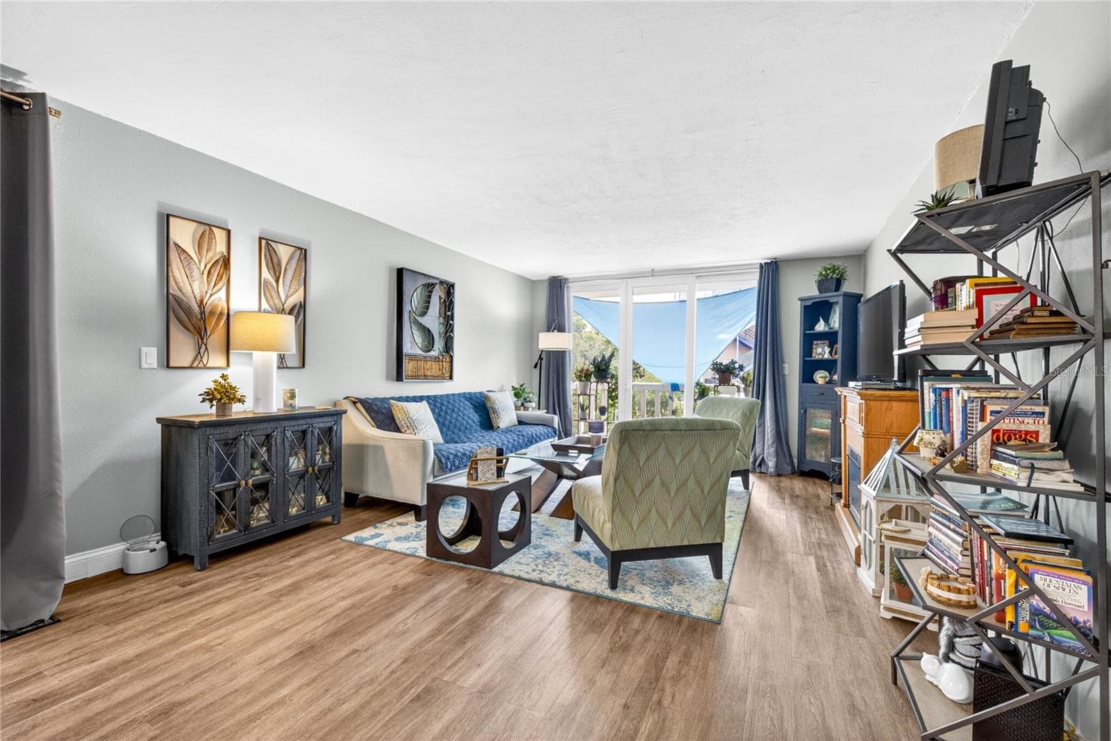 2623 Seville Blvd #207 photo 4