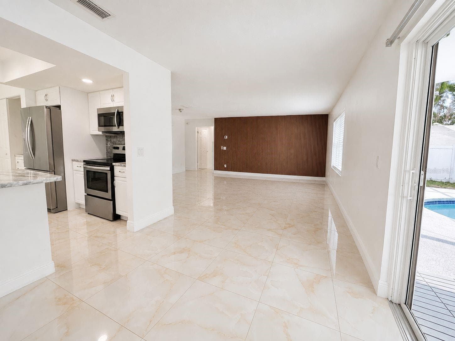 9203 Camino Villa Blvd photo 3