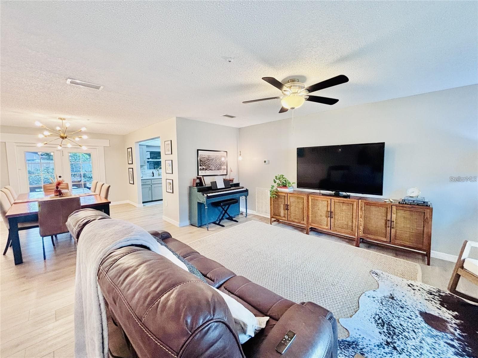 4033 13th Ave W photo 4