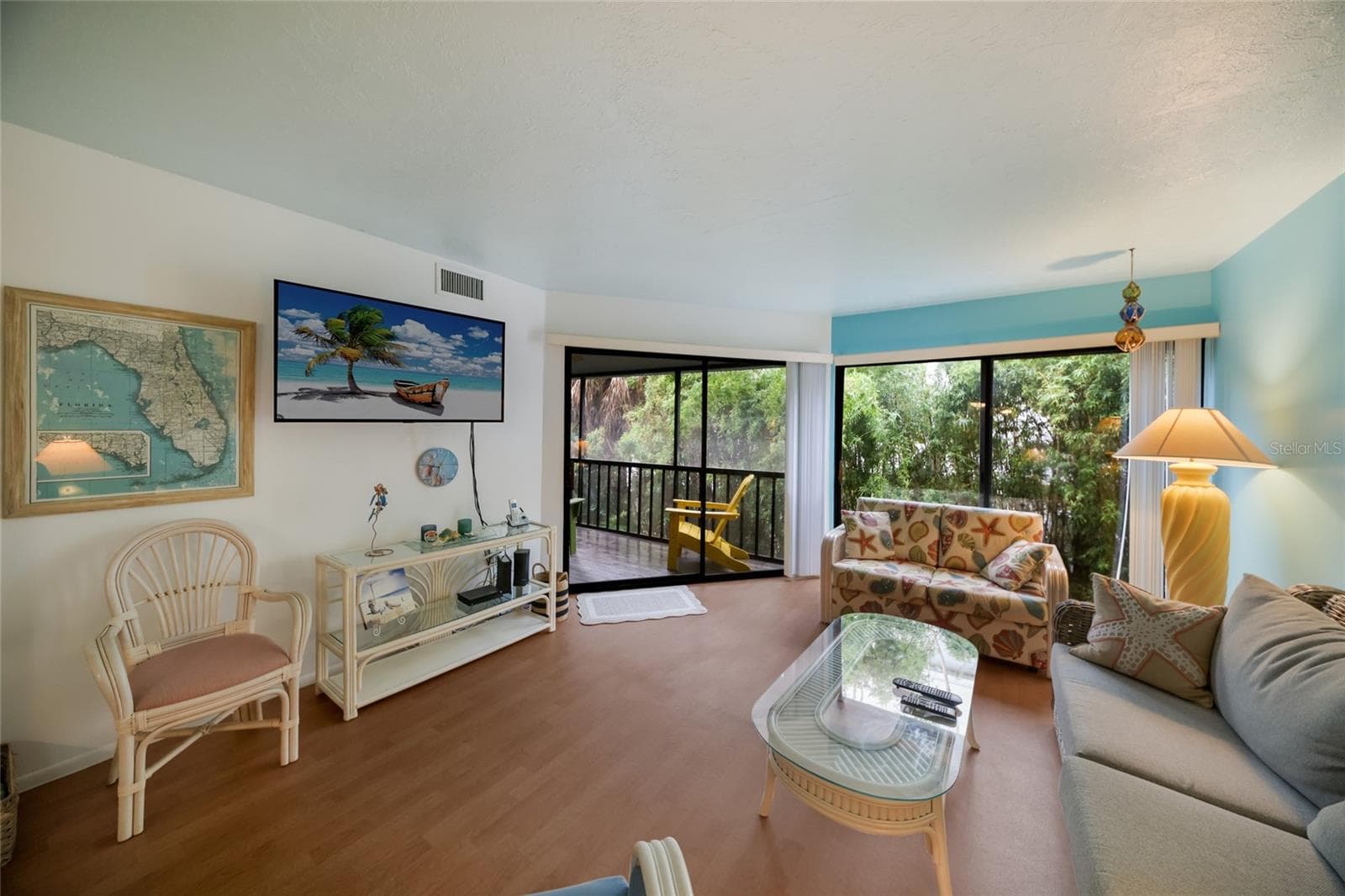 3705 E Bay Dr #115