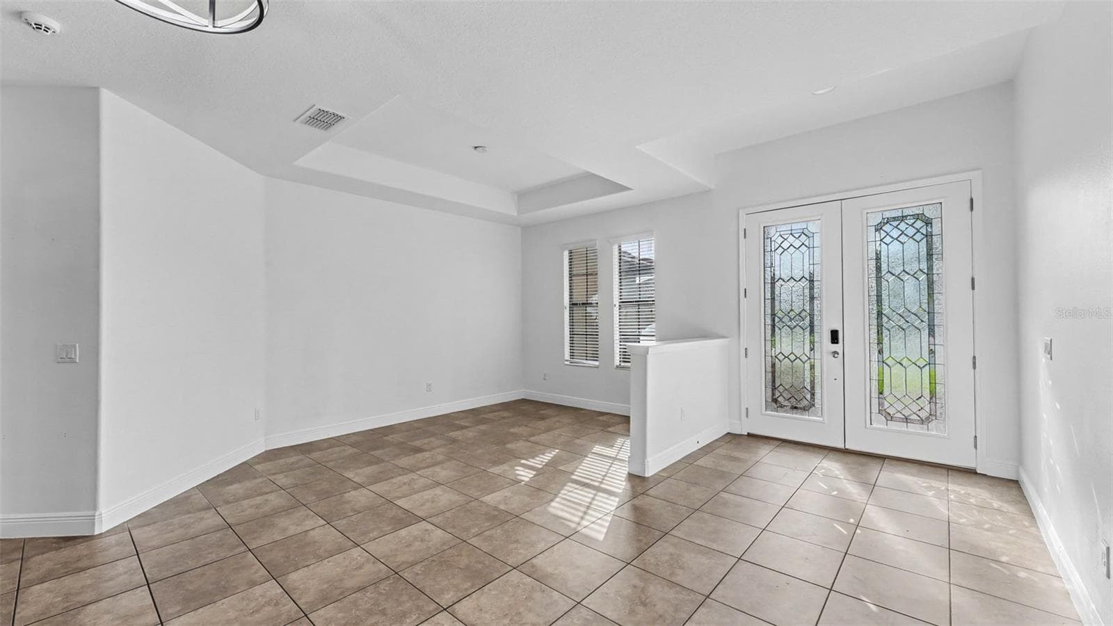 3950 Sunset Lake Dr photo 4