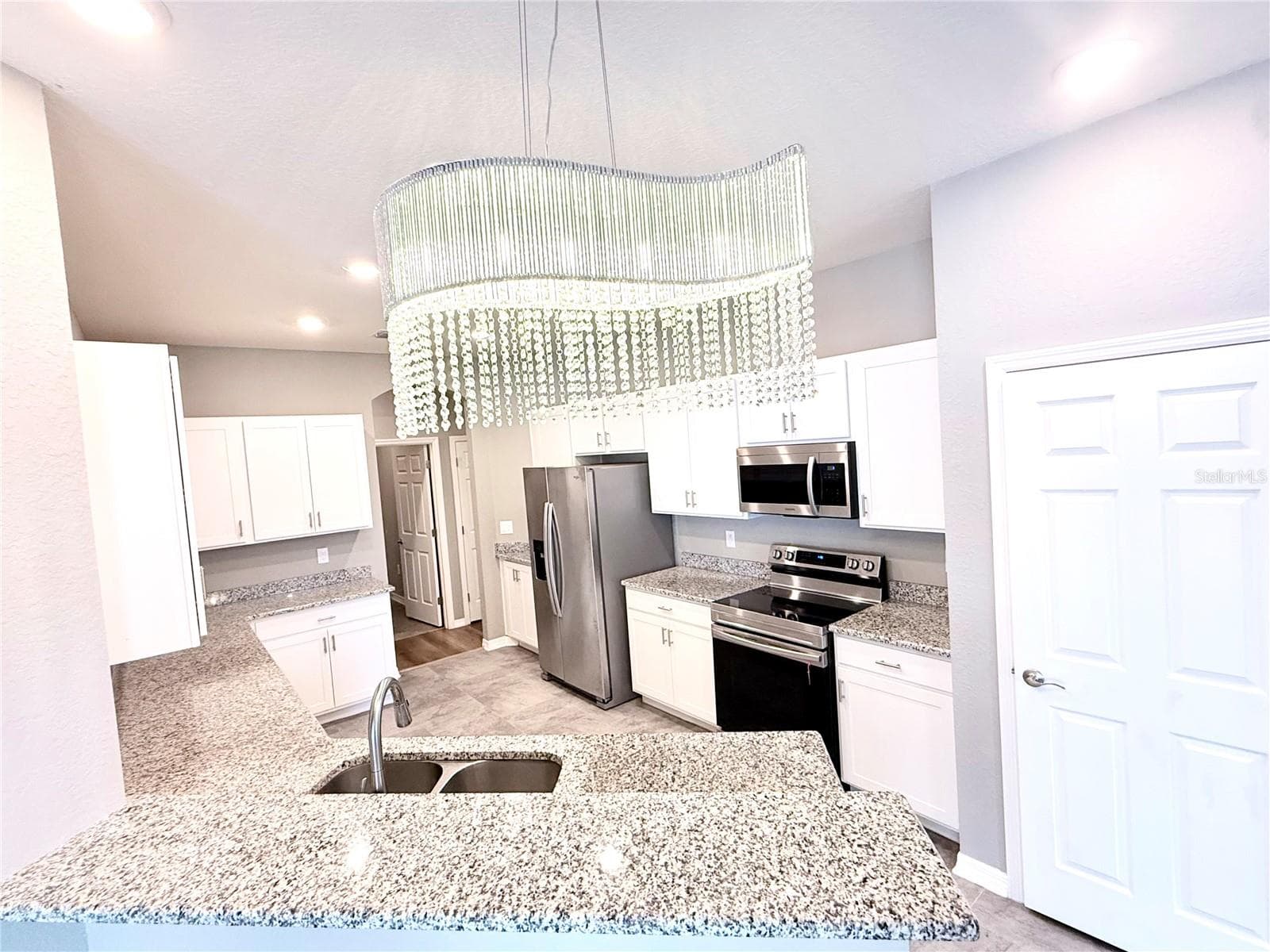 35006 Long Island CT photo 2