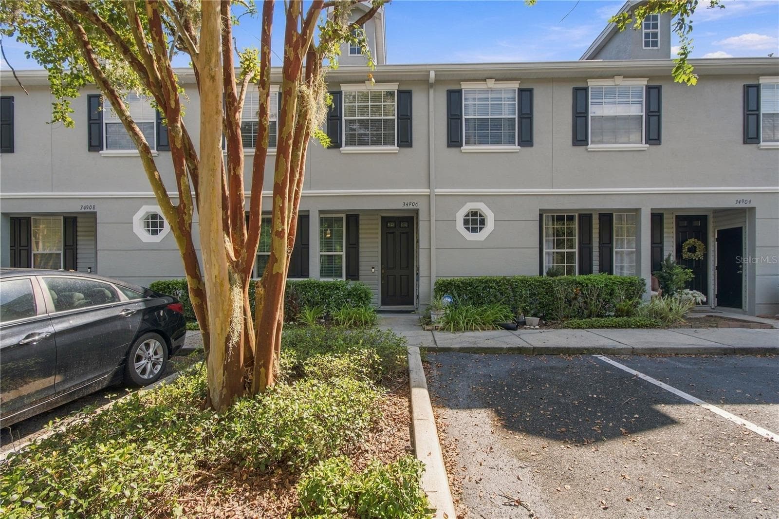 34906 Teeview Ln photo 2