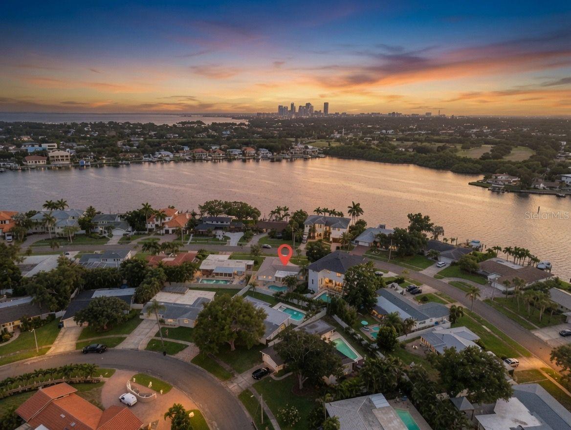 1022 Eden Isle Dr NE
