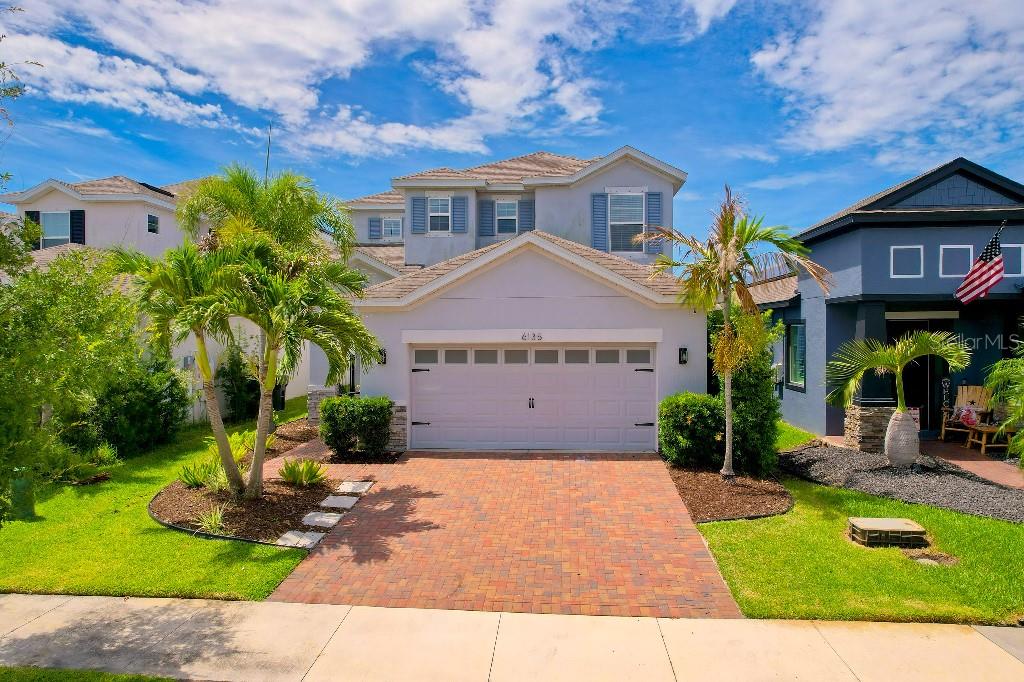 6135 Voyagers Pl