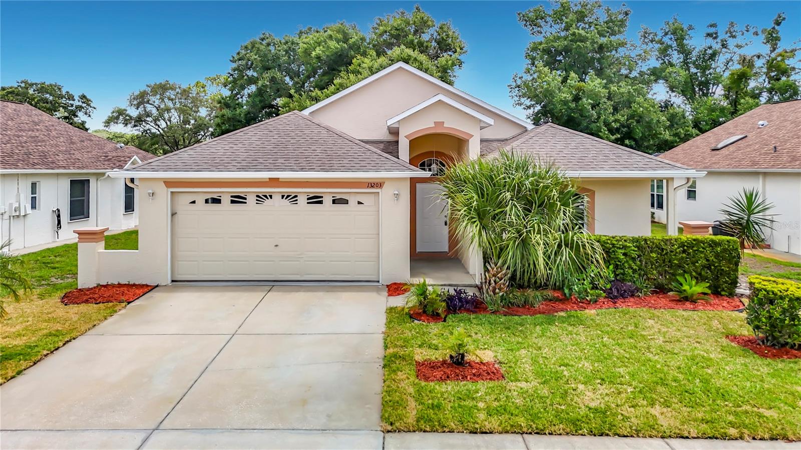 13203 Golf Ridge Pl photo 1
