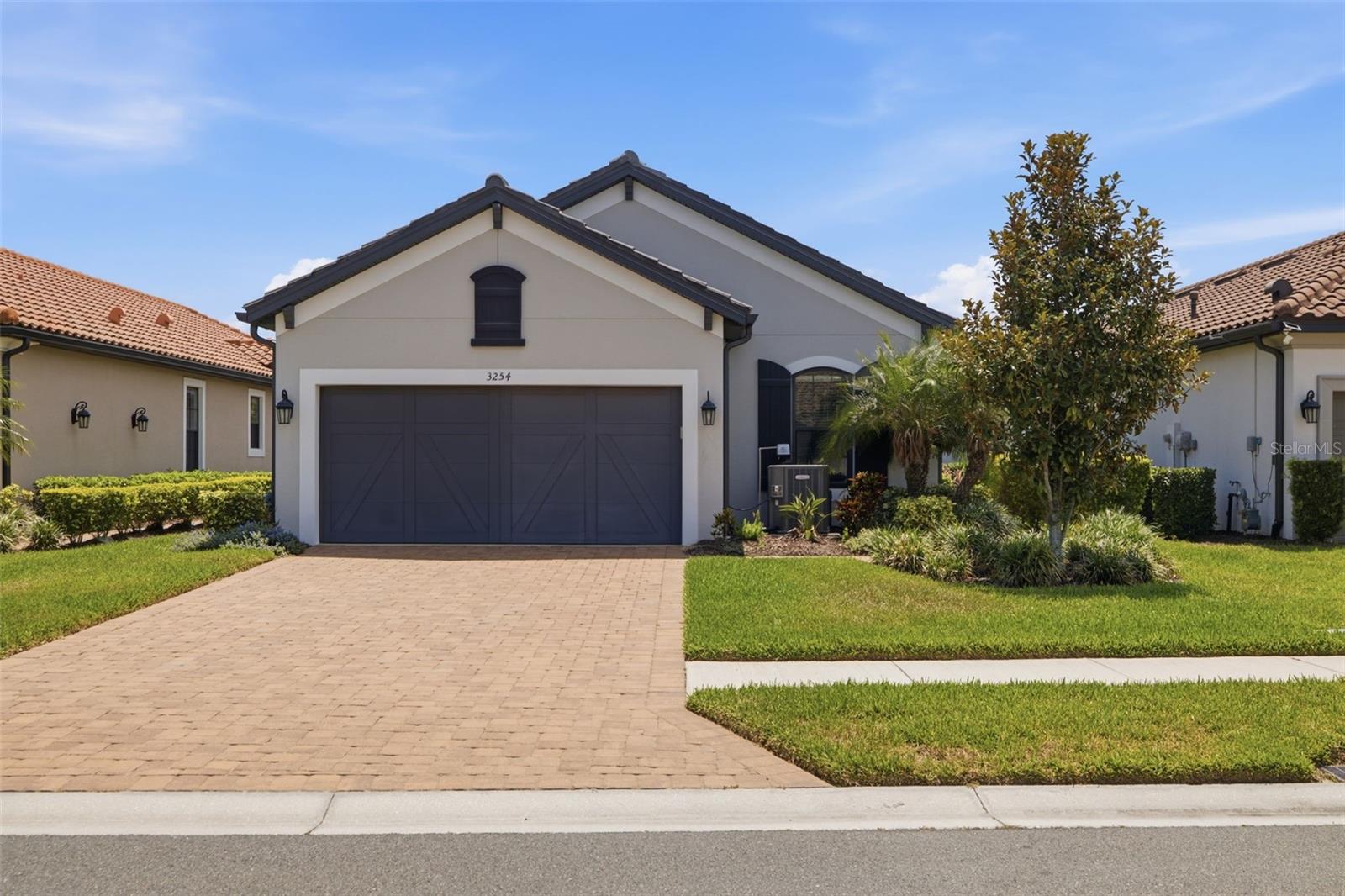 3254 Francoa Dr photo 1