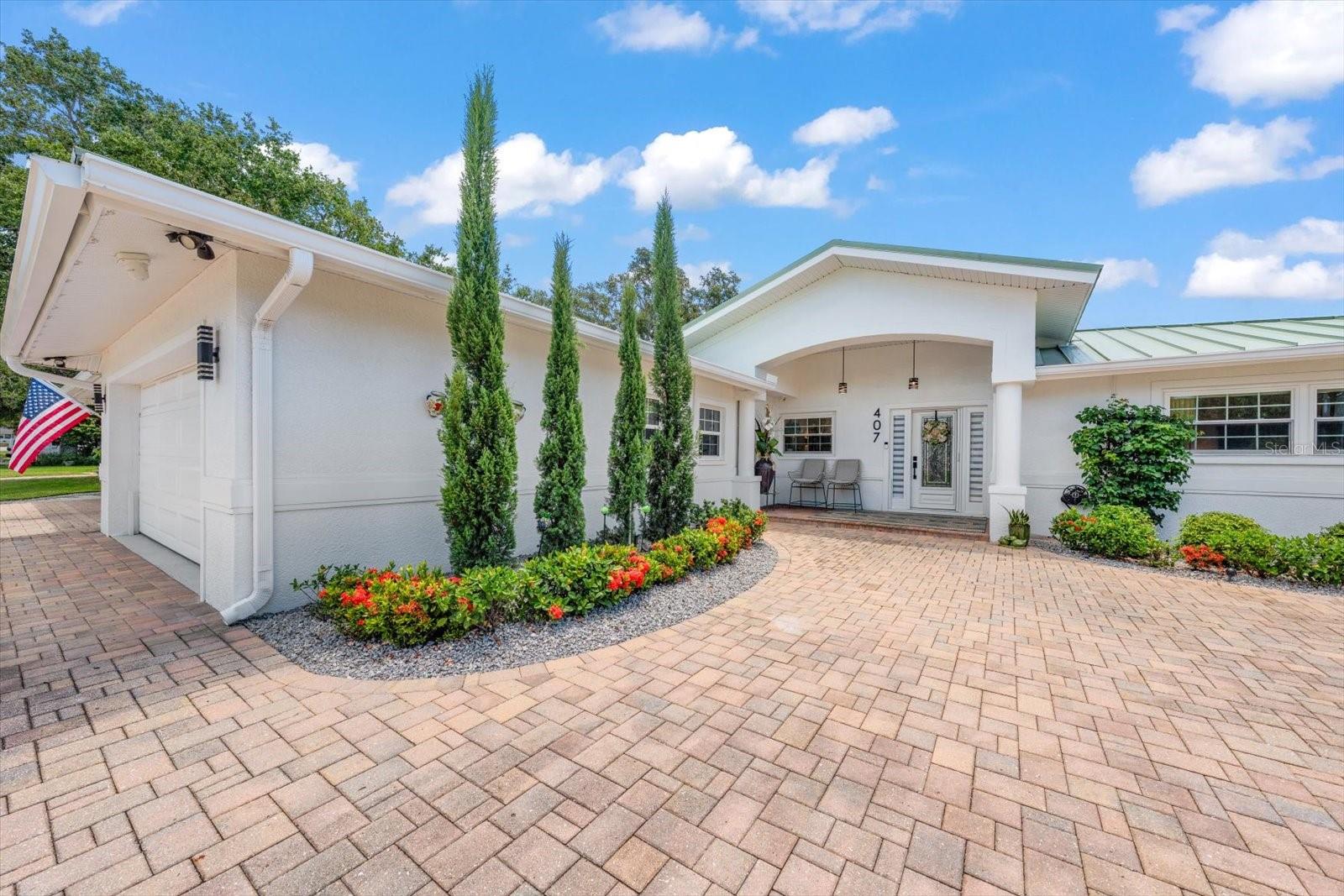 407 Harbor View Ln