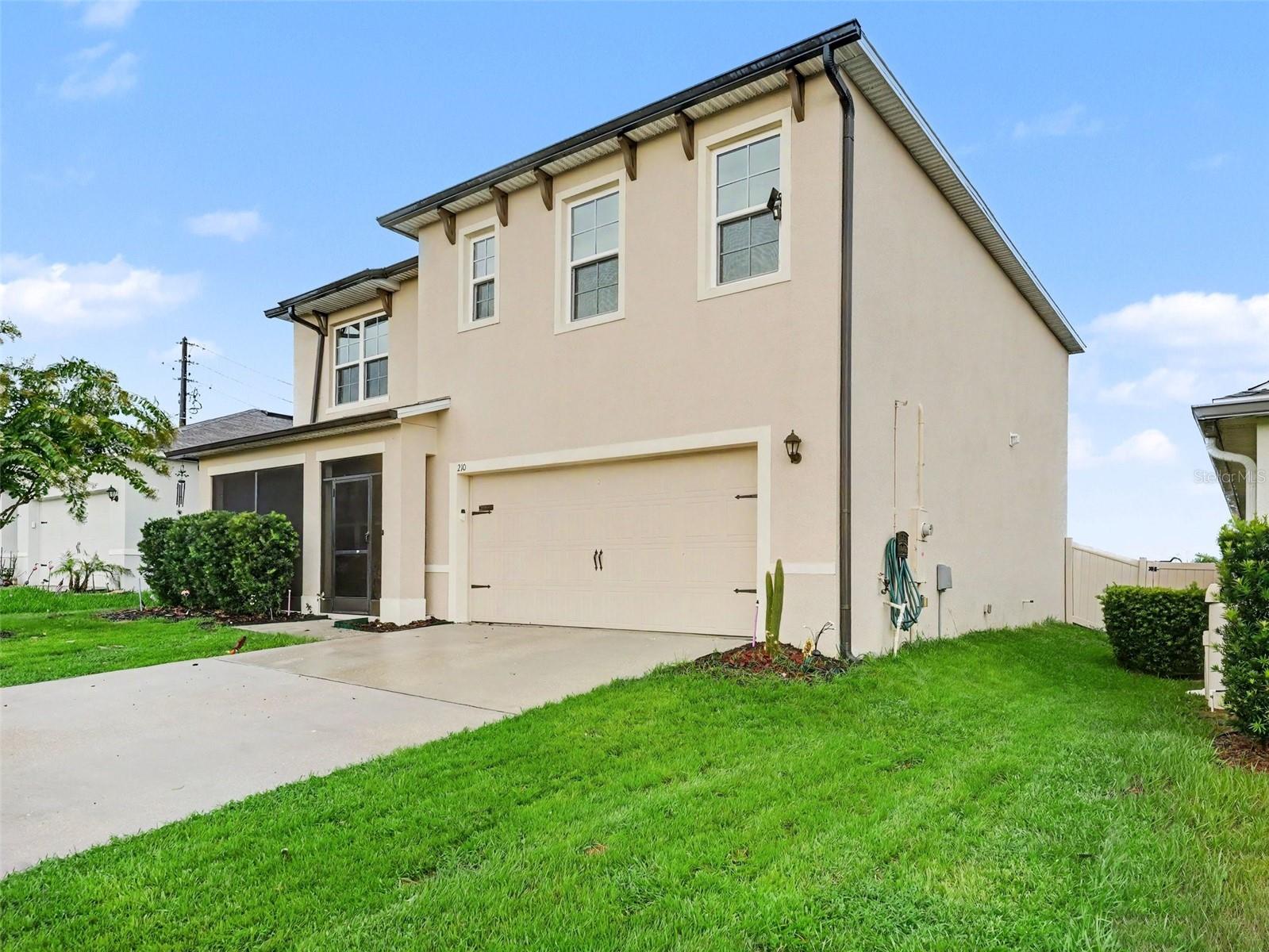210 Meadowbrook Blvd