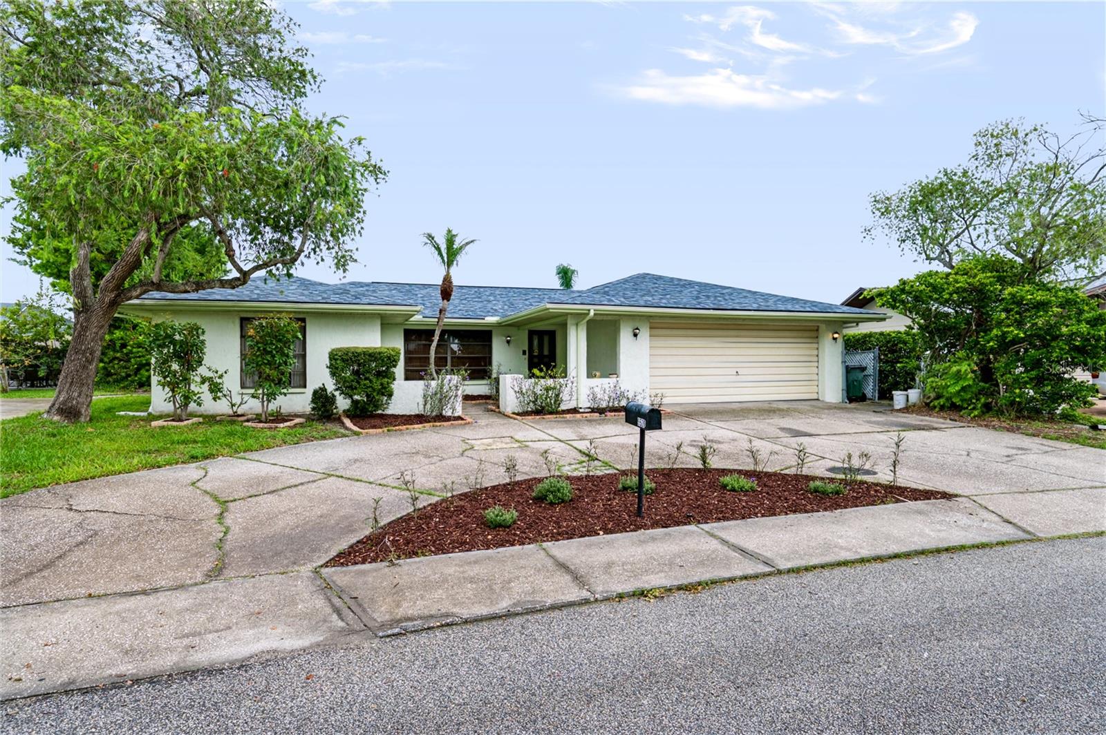 9520 Lake Christina Ln