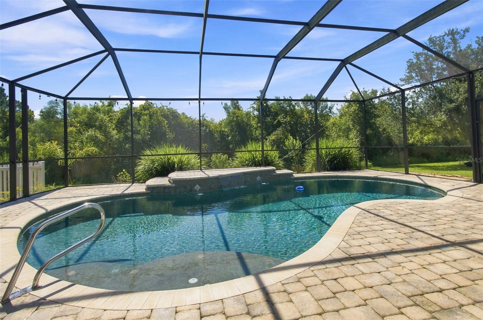 20233 Merry Oak Ave