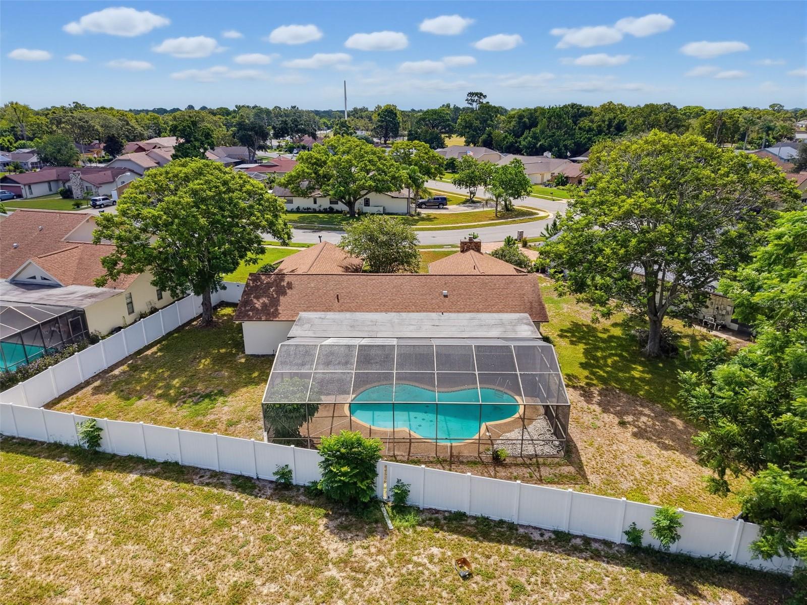 13241 Hillwood Cir