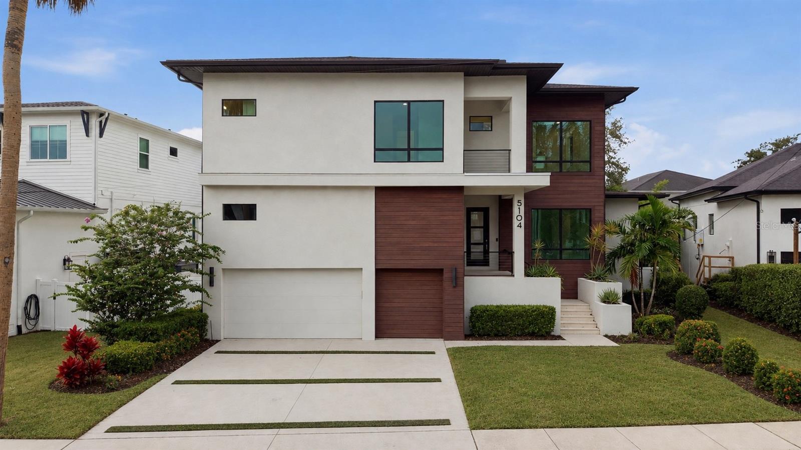 5104 W Evelyn Dr photo 1