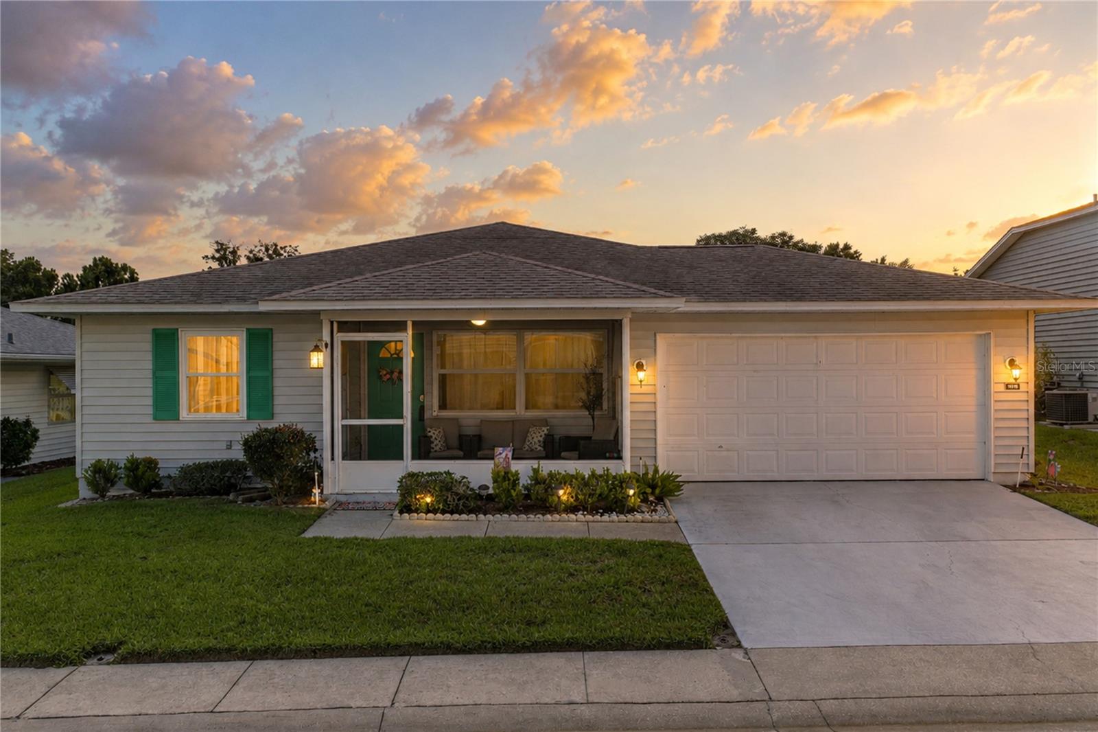 1816 Masters Ln photo 1