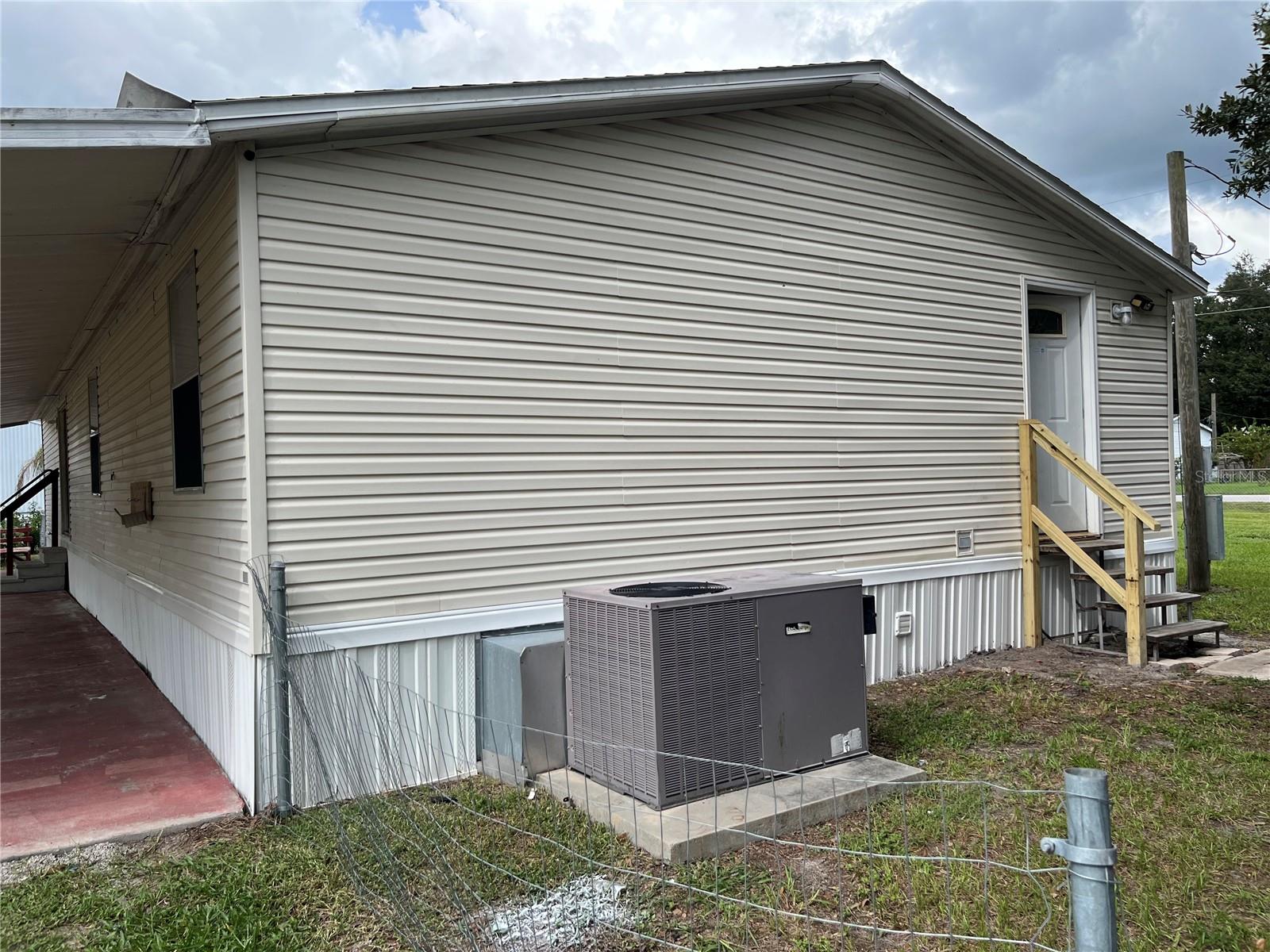 4120 Laurel Crest Dr