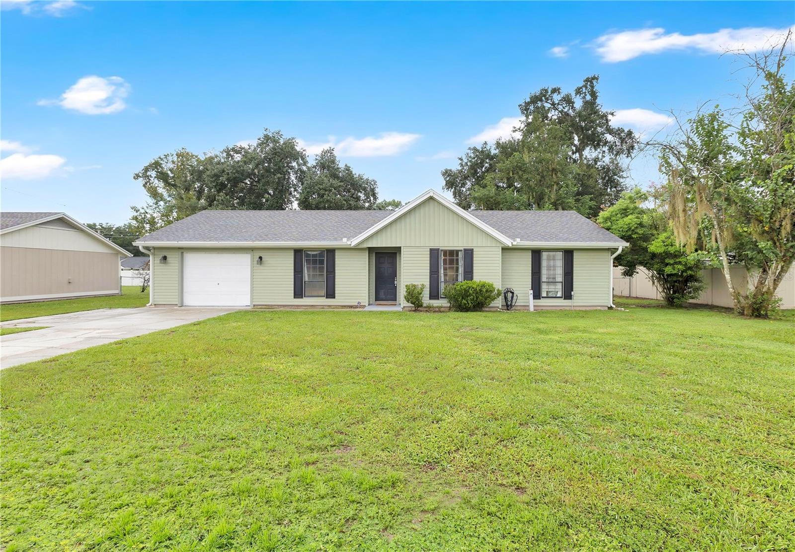 2323 View Way
